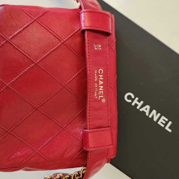 Chanel CC Turn Lock Matellase Belt Bag Lipstick Red + Entrupy COA - Picture 8 of 16